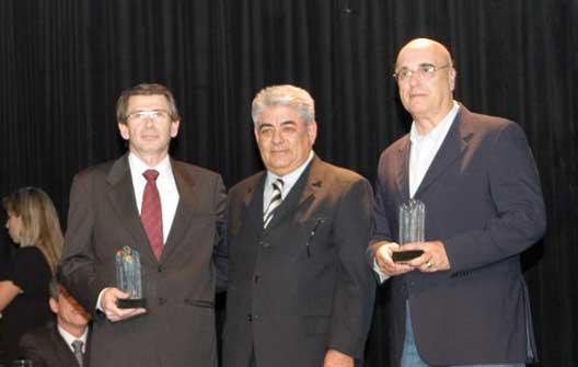 Cesar Francisco Déa da Roche Diagnósticas, Augusto Coqueiro da Pisoag e Roberto de Castro Mello