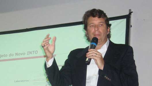 Arquiteto Flávio Kelner da Raf Arquitetura