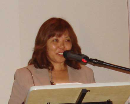 Sra. Tomoko Miura, diretora da Casa Versati